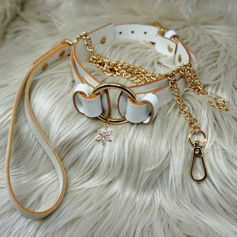 White and Gold O ring Leather Collar
