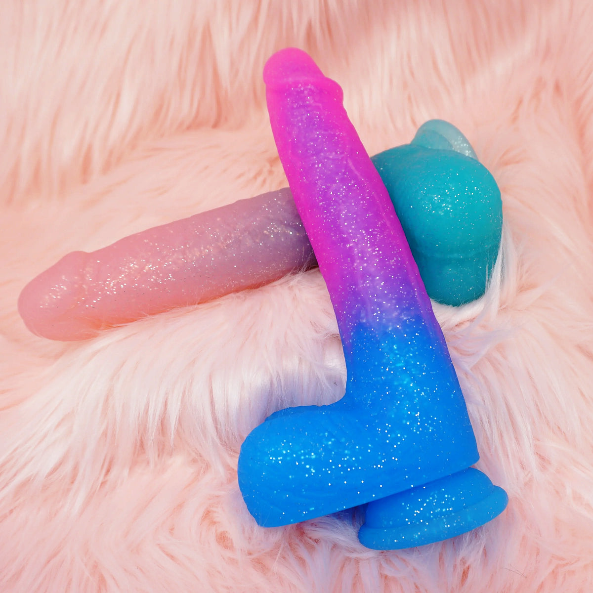Sparkling Glitter Ombré Dildo– Kittens & Kink