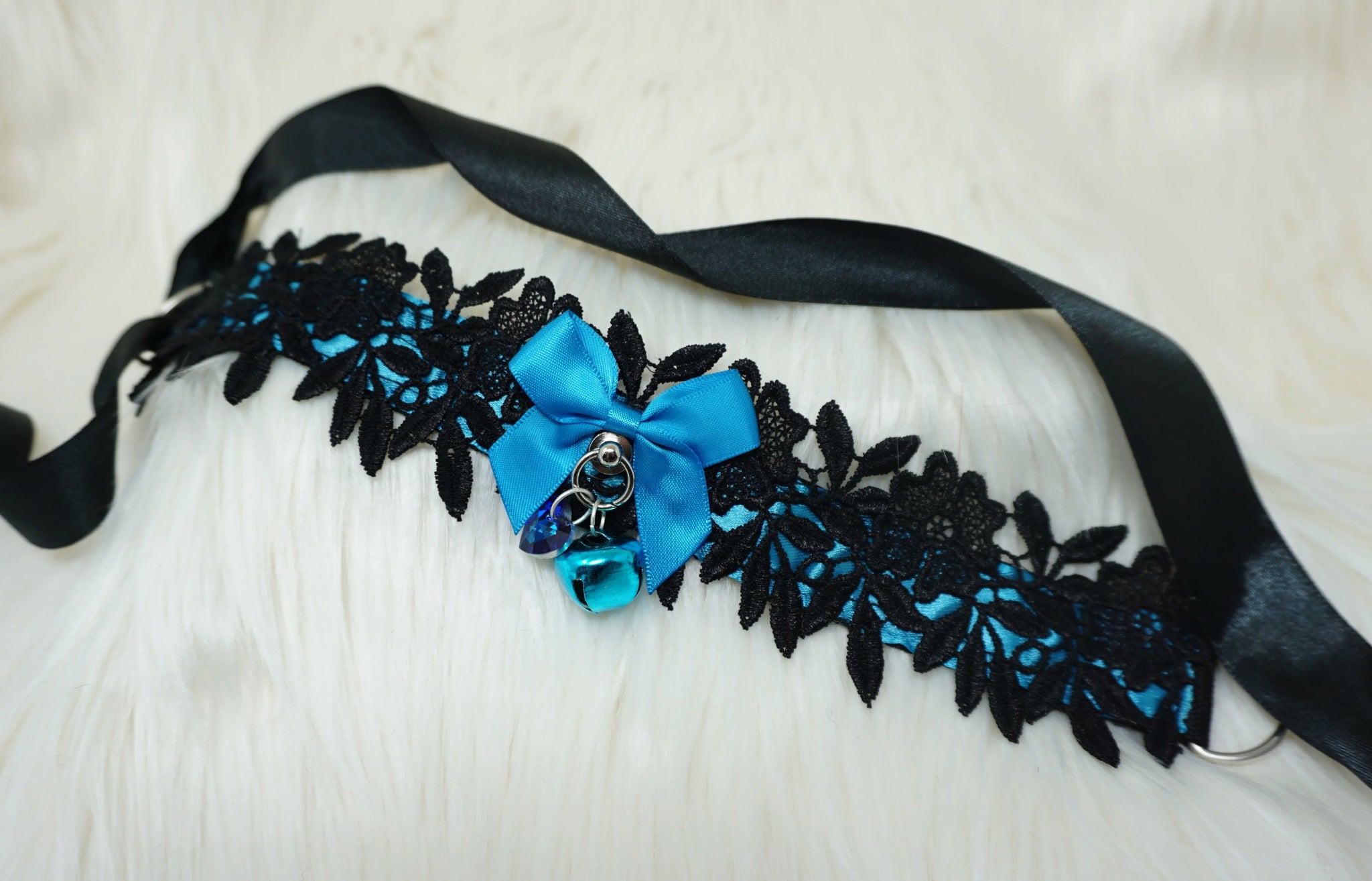 Blue Lace Overlay Collar– Kittens & Kink